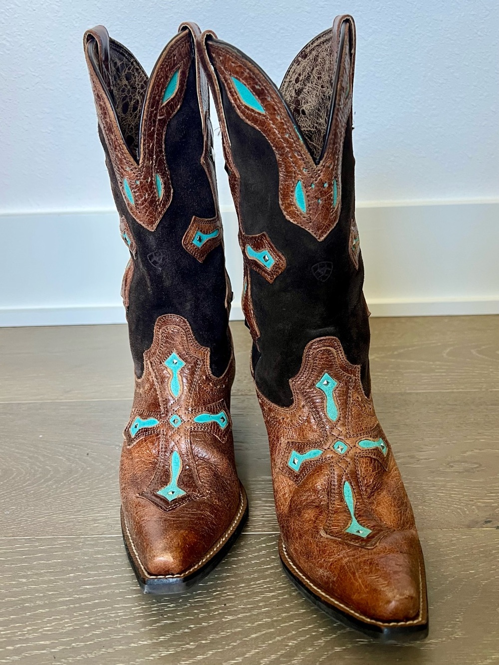 Ariat Brown Turquoise Cross Leather Suede Western Cowboy Boots Size 6B
